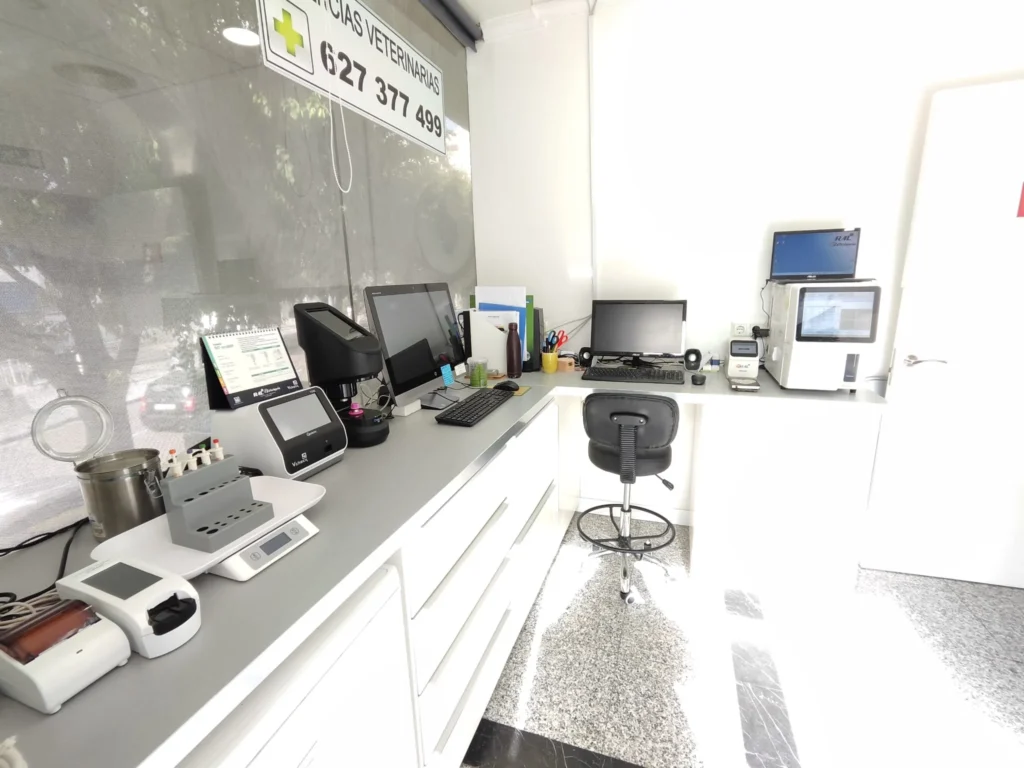 Laboratorio para análisis veterinarios en Marbella, Clínica Animal House
